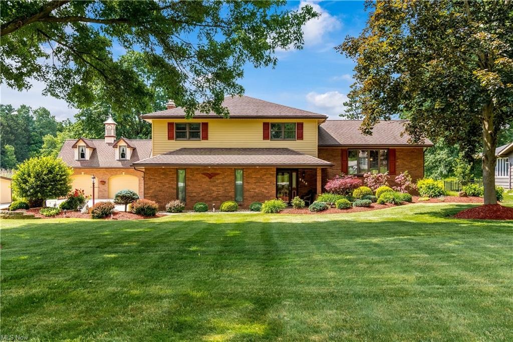 Sold home at 2718 Floraway Dr, Norton OH 44203