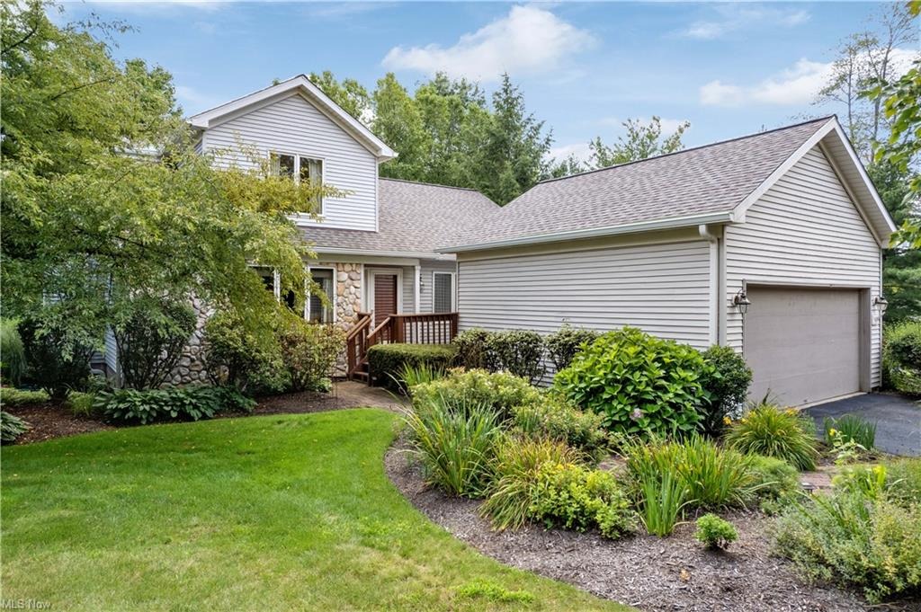 Sold home at 509 Dogwood Ln, Chagrin Falls OH 44023
