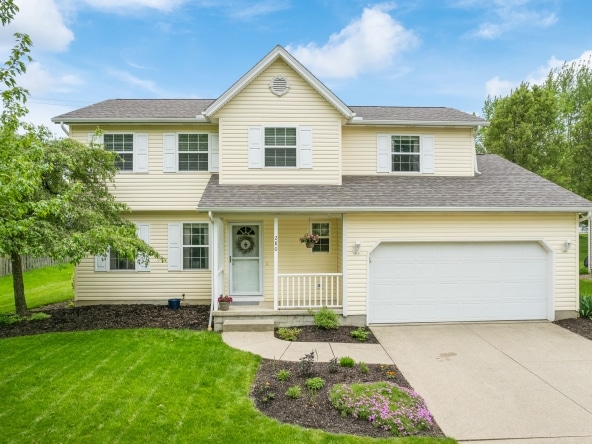 001 Flat Rate Real Estate Agent 280 West Sturbridge Drive Medina Ohio 44256