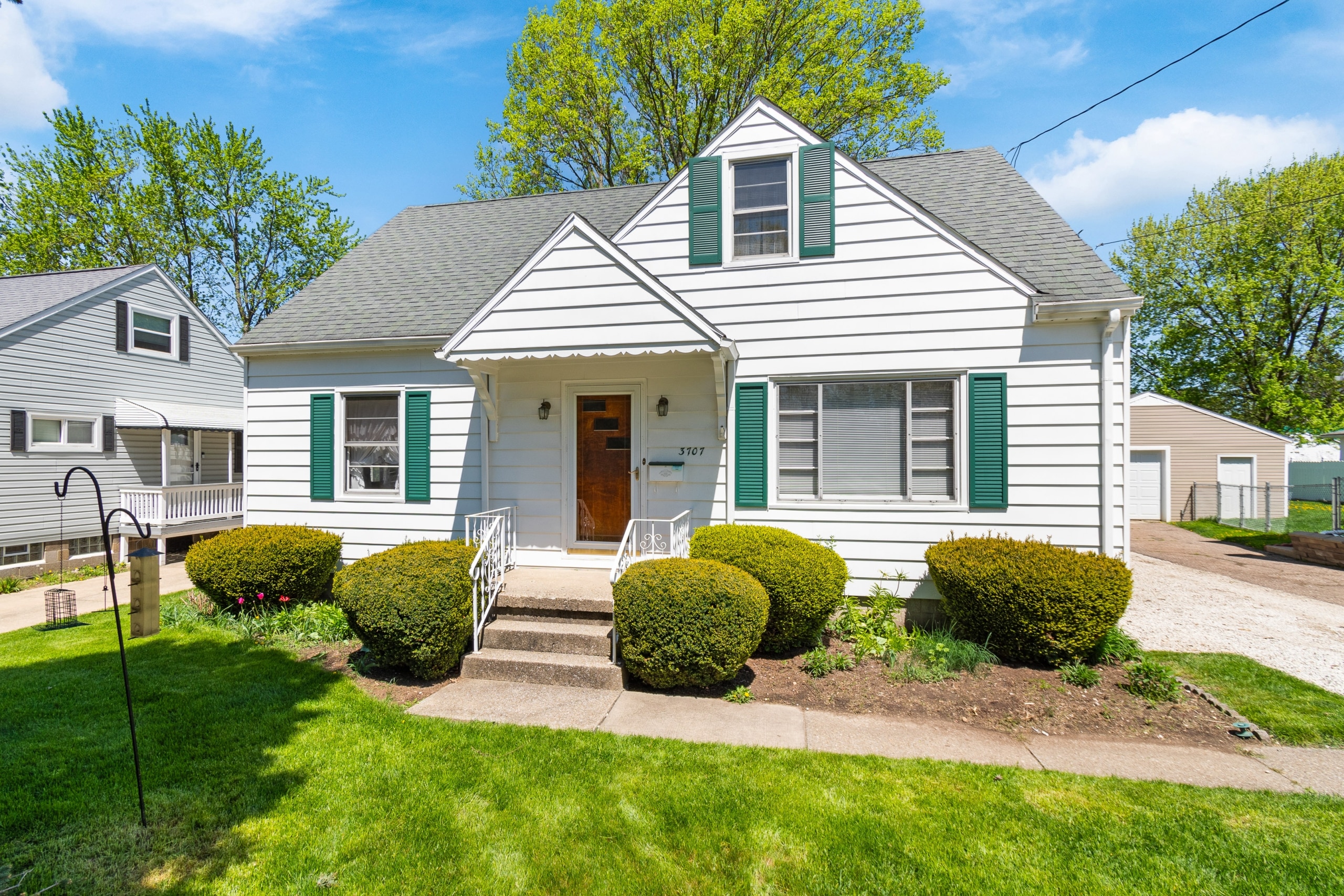 001 Flat Rate Real Estate Agent 3707 Orchard Street Mogadore Ohio 44260 scaled