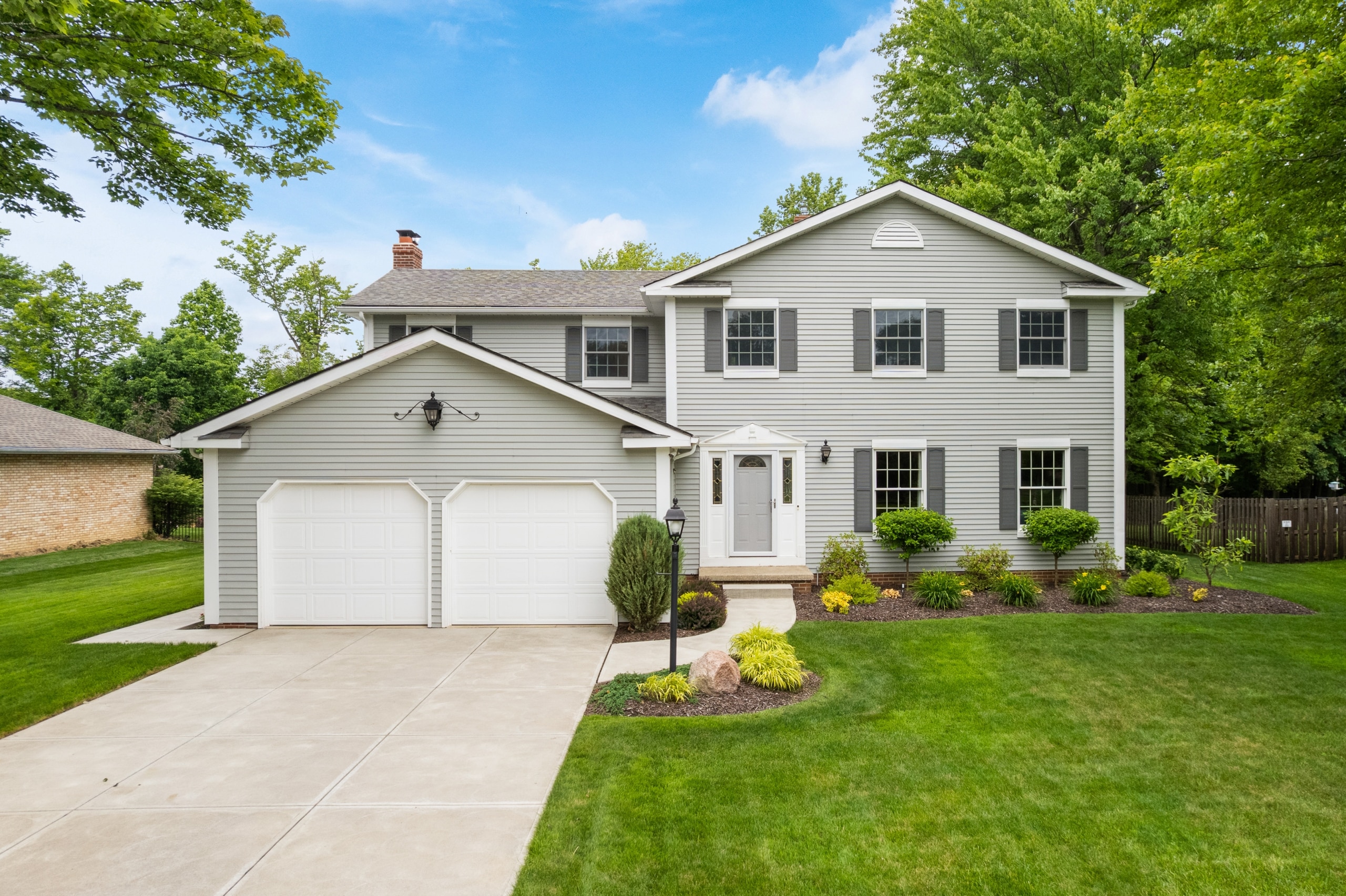 001 Flat Rate Real Estate Agent 4270 Sir Robert Avenue North Royalton Ohio 44133 scaled