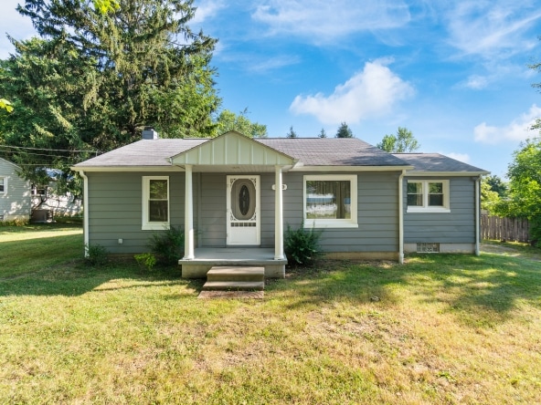 001 Flat Rate Real Estate Agent 209 Claridon Road Chardon Ohio 44024