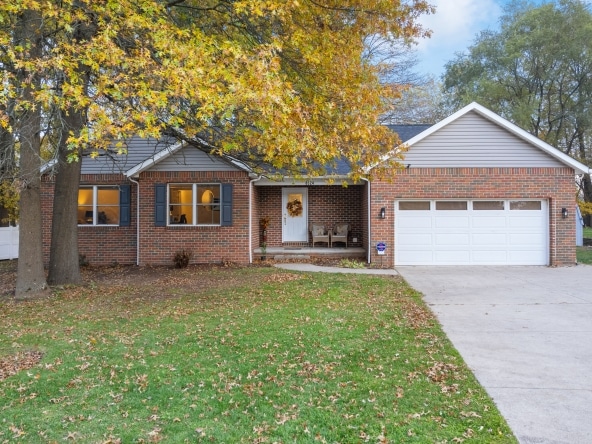 001 Flat Rate Real Estate Agent 8524 Manchester Avenue NW Canal Fulton Ohio 44614