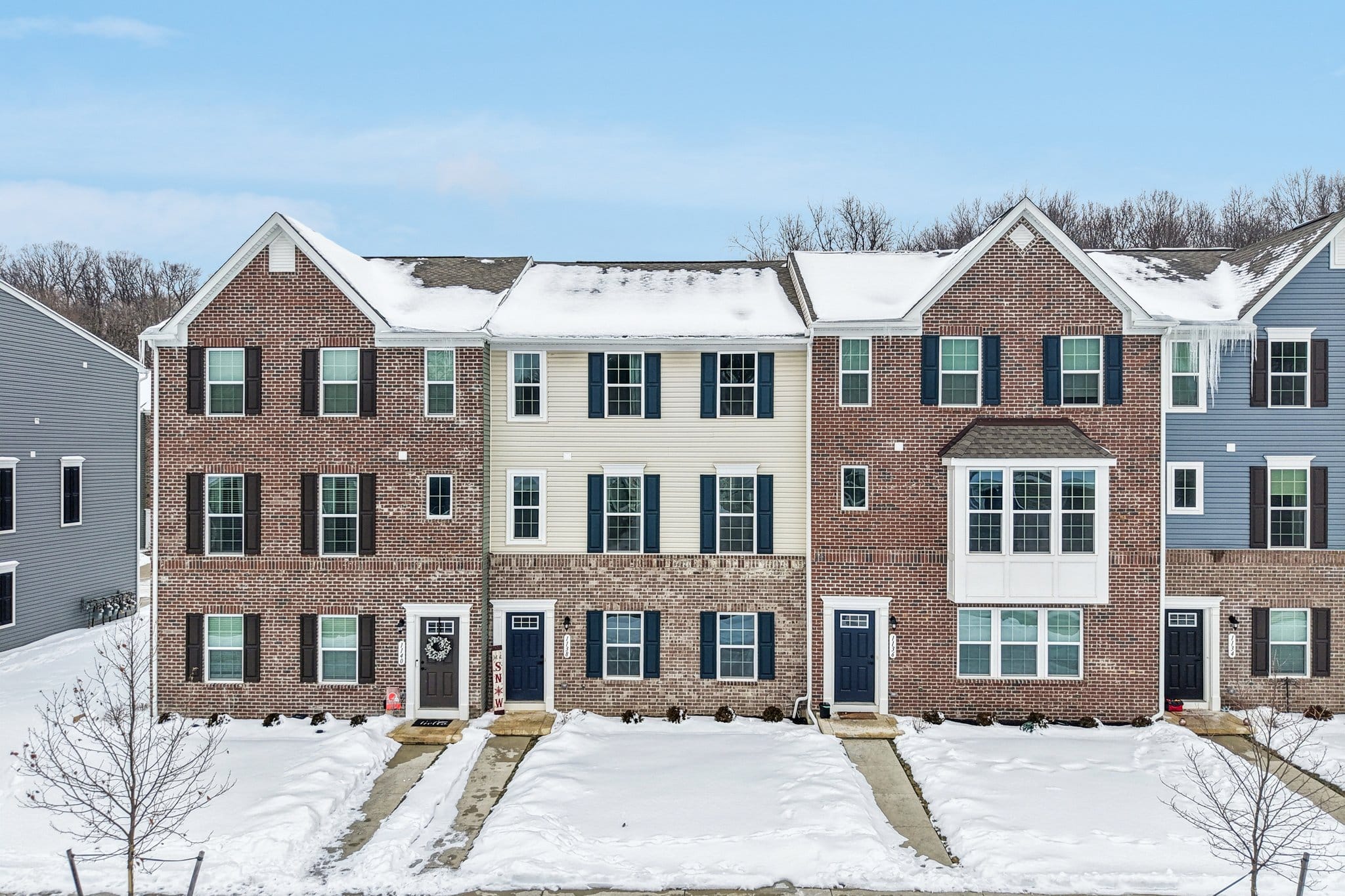 001 Flat Rate Real Estate Agent 1138 Bean Lane Akron Ohio 44313