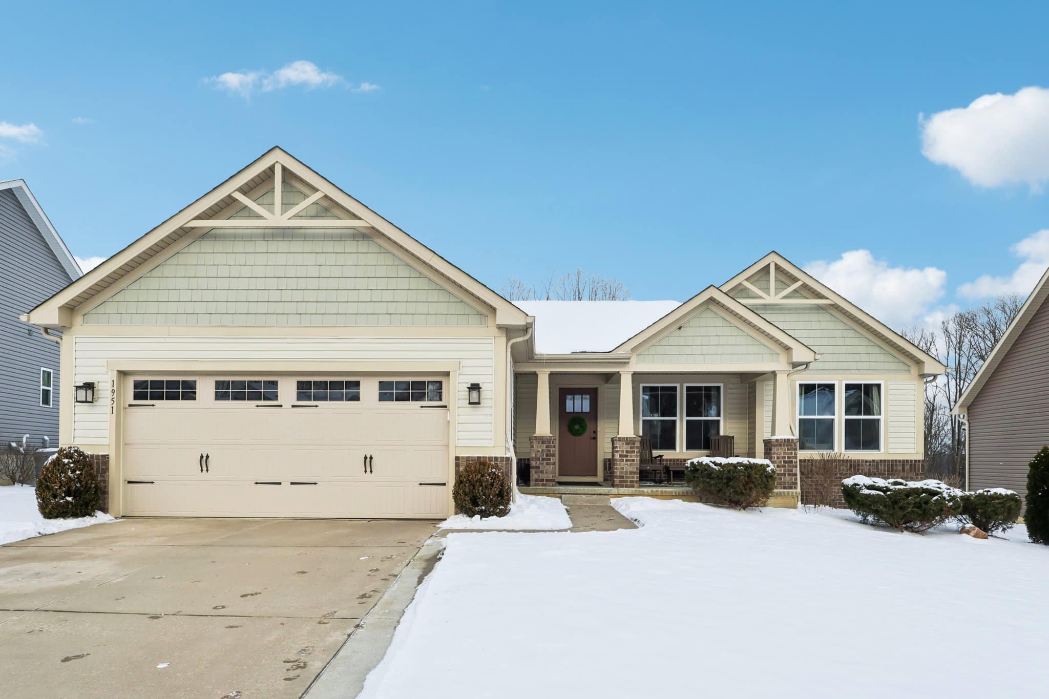 001 Flat Rate Real Estate Agent 1951 East Woodland Drive Akron Ohio 44313