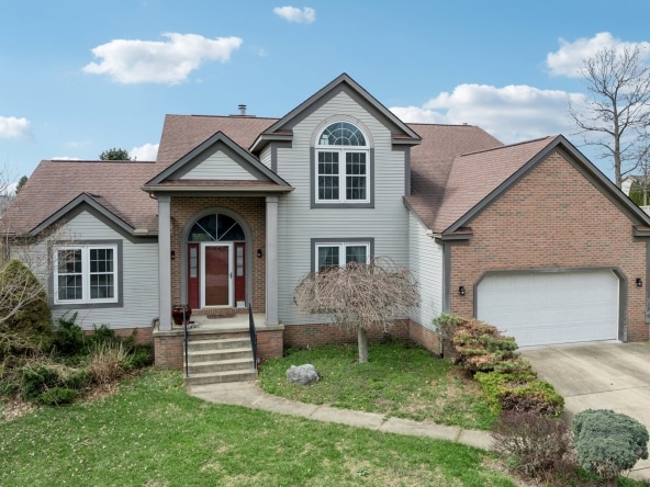 001 Flat Rate Real Estate Agent 10917 Mogadore Avenue NW Uniontown Ohio 44685