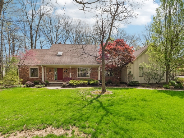 001 Flat Rate Real Estate Agent 2221 Olde Farm Lane Hudson Ohio 44236