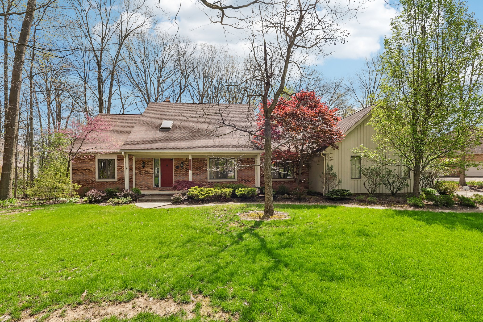 001 Flat Rate Real Estate Agent 2221 Olde Farm Lane Hudson Ohio 44236