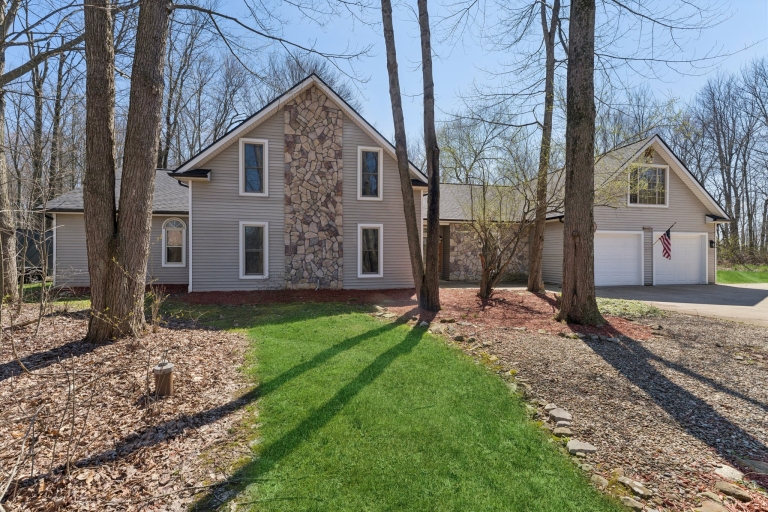 001 Flat Rate Real Estate Agent 678 Wall Road Wadsworth Ohio 44281