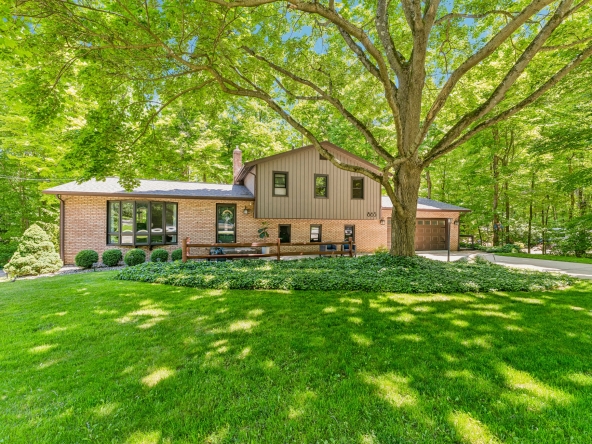 001 Flat Rate Real Estate Agent 865 Old Spring Road Copley Ohio 44321jpg