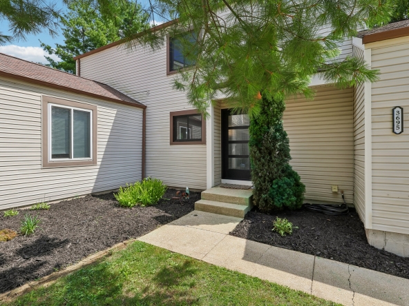 001 Flat Rate Real Estate Agent 3695 Englewood Drive Stow Ohio 44224
