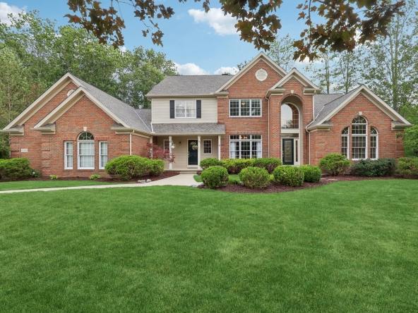 001 Flat Rate Real Estate Agent 37540 Delamere Court Solon Ohio 44139