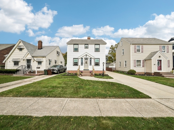 001 Flat Rate Real Estate Agent 2902 Lincoln Avenue Parma Ohio 44134