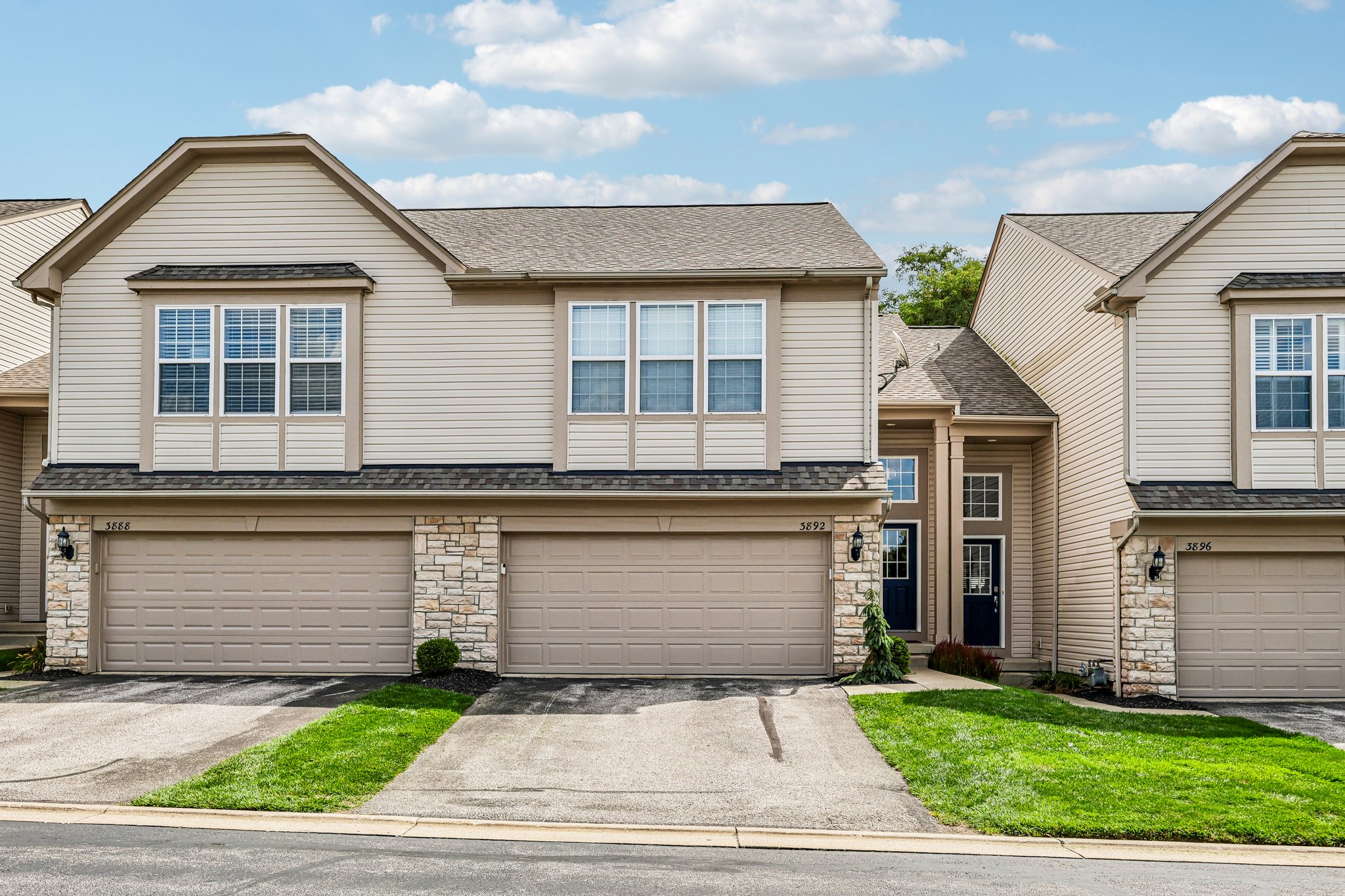 001 Flat Rate Real Estate Agent 3892 Gardiner Run Copley Ohio 44321