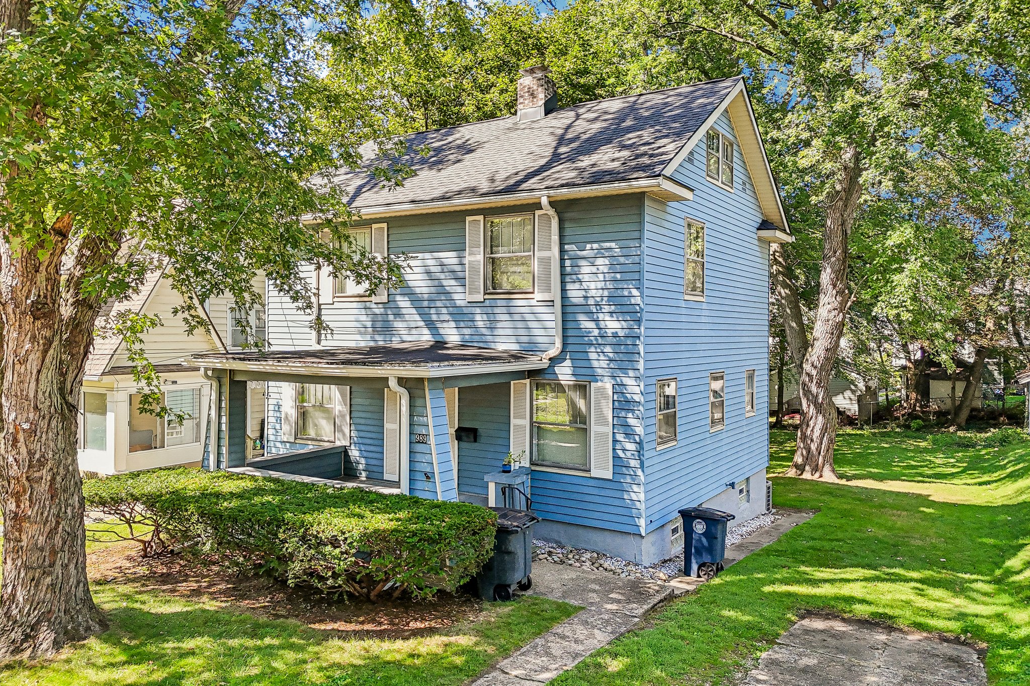 001 Flat Rate Real Estate Agent 989 Amelia Ave Akron Ohio 44302