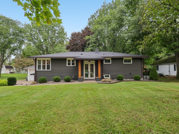 001 Flat Rate Real Estate Agent 1275 High View Drive Wadsworth Ohio 44281