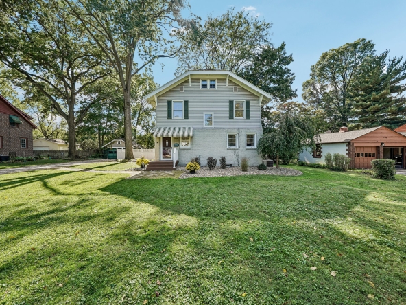 001 Flat Rate Real Estate Agent 1574 Alton Drive Akron Ohio 44313
