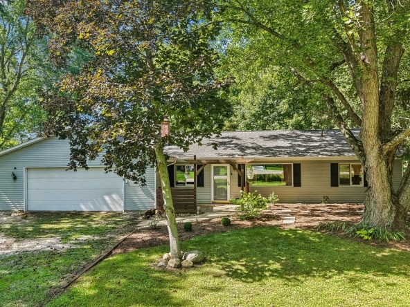 001 Flat Rate Real Estate Agent 2790 Marks Road Valley City Ohio 44280