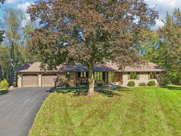 001 Flat Rate Real Estate Agent 3055 Townsend Street Northwest Uniontown Ohio 44685